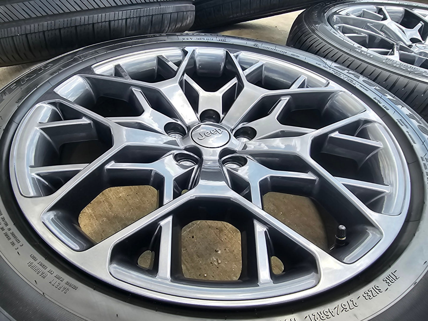 21" Jeep Grand Cherokee L OEM wheels rims 9291 Durango tires GOODYEAR NEW