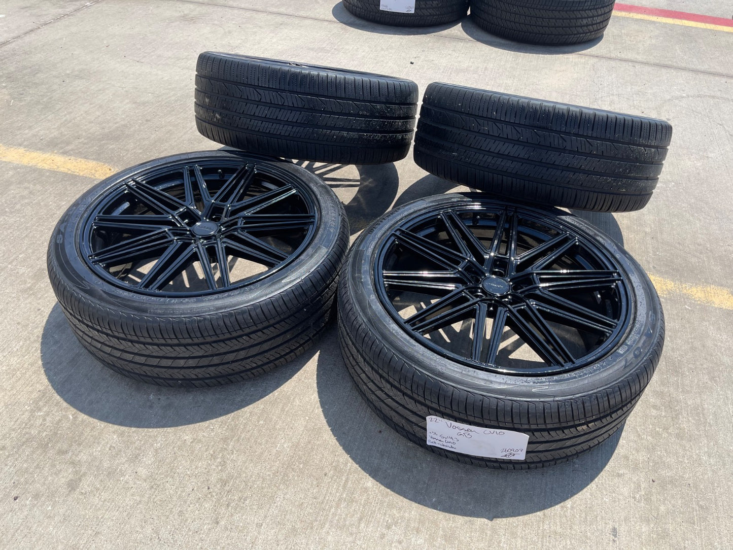 22" 22x9 Vossen CV-10 Ford Explorer rims wheels Lincoln Aviator 5x114.3 5x4.5