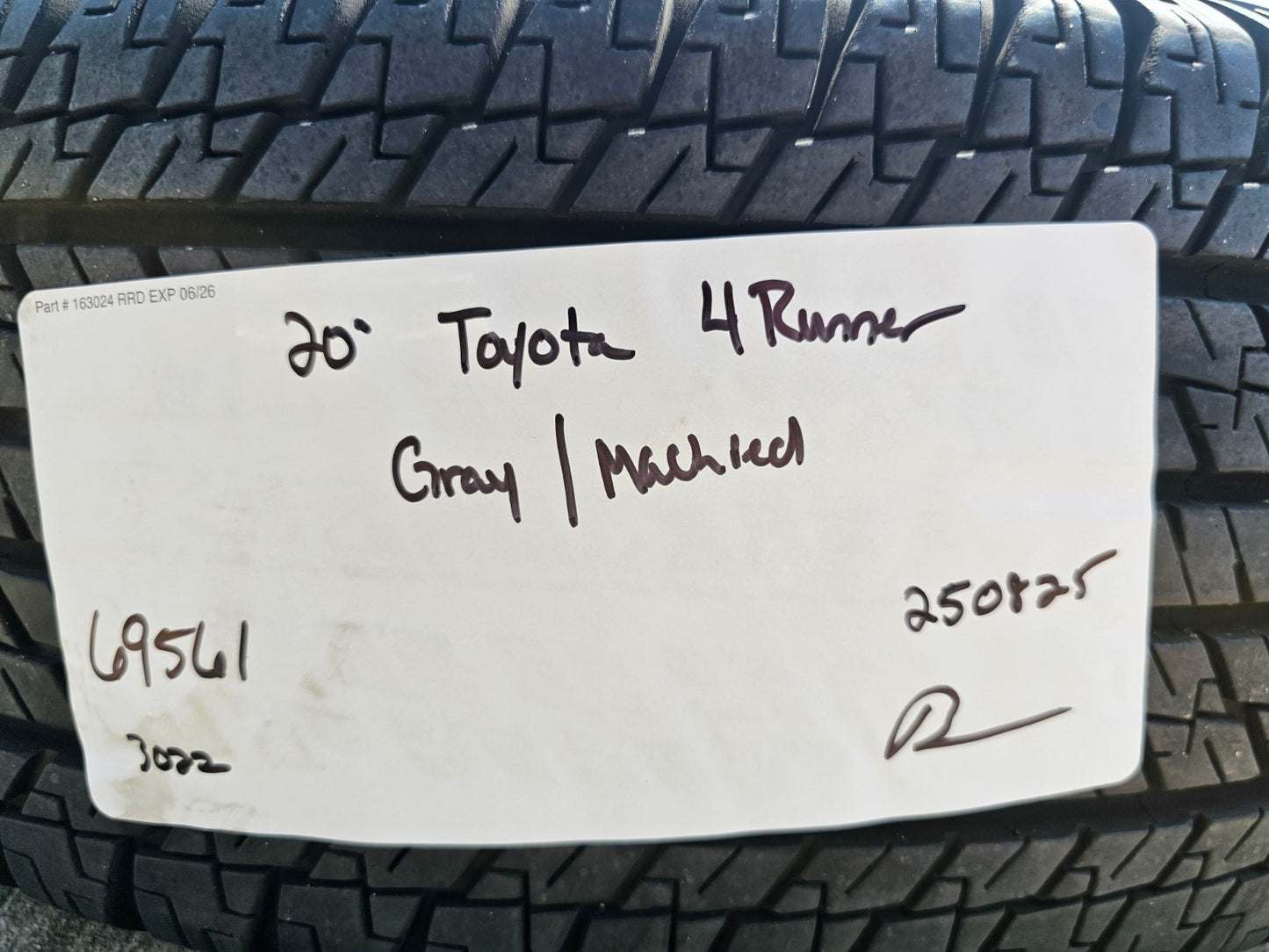 20" Toyota Tacoma 4Runner FJ Cruiser Lexus OEM 69561 wheels rims tires