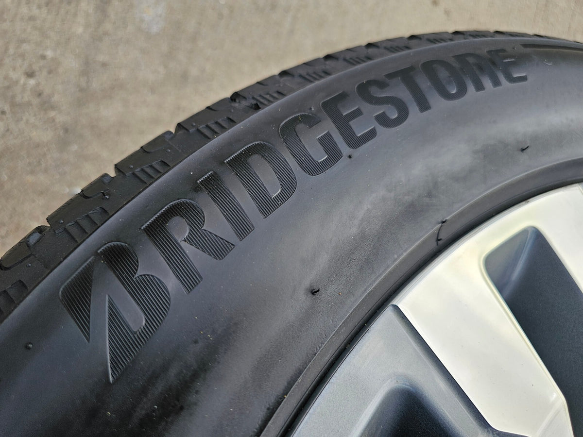 22" GMC Yukon DENALI OEM 5822 wheels rims tires Sierra SET BRIDGESTONE