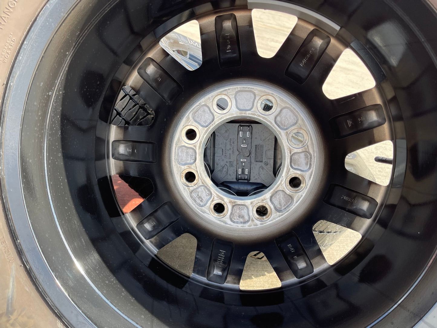 20" GMC Sierra AT4X 2500 3500 OEM 14137 5963 wheels rims Silverado MICHELIN