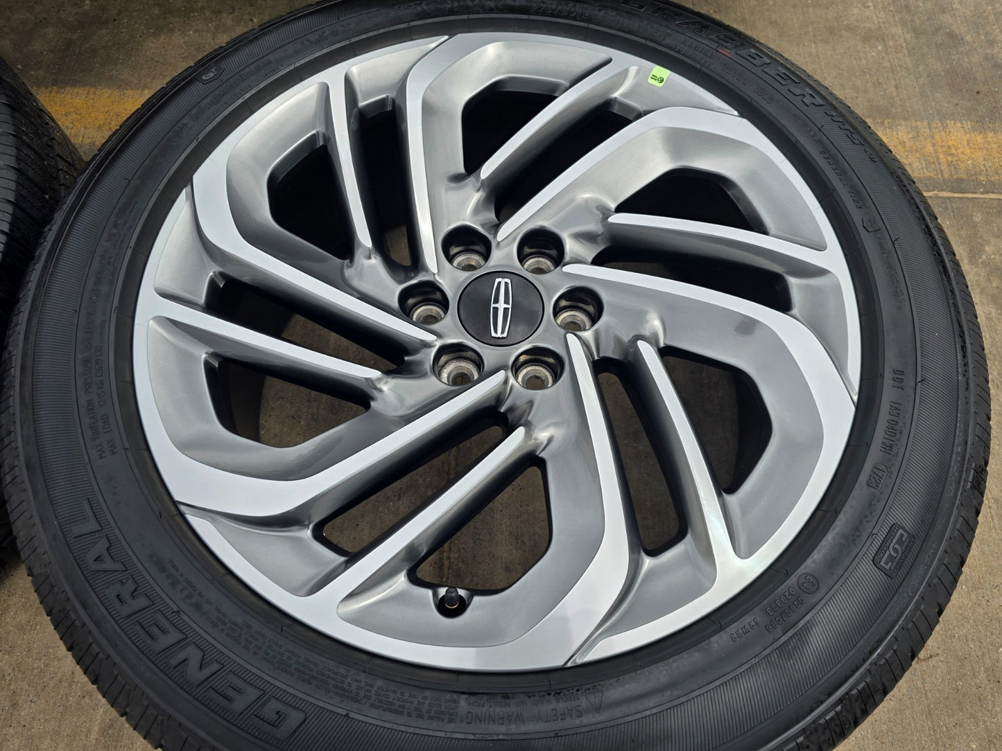 22" Lincoln Navigator OEM 94225 rims wheels SET BLACK LABEL GENERAL