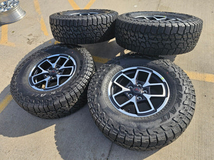 17" Jeep Wrangler Rubicon OEM wheels rims Gladiator 2024 2025 NEW