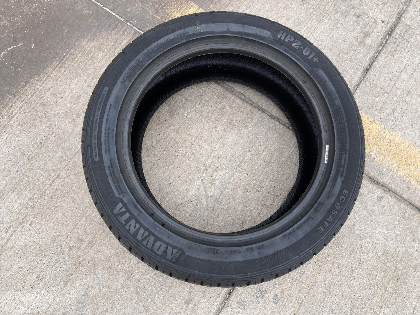 (1) 225/50/17 Advanta HPZ-01+ tire 225/50R17 98W XL M+S NEW