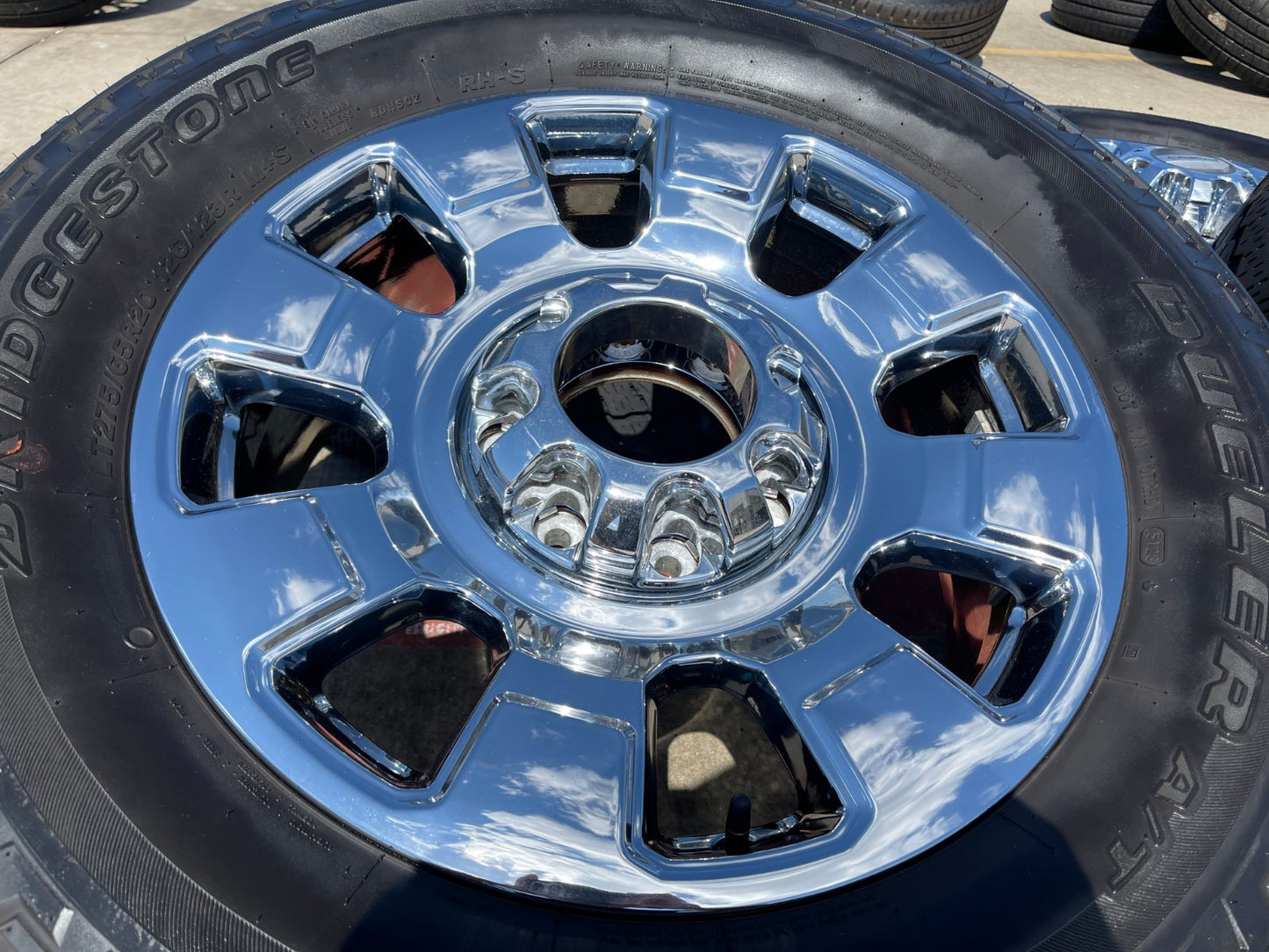 20" Ford F-250 F-350 OEM 10295 25085 10552 chrome Lariat wheels rims tires