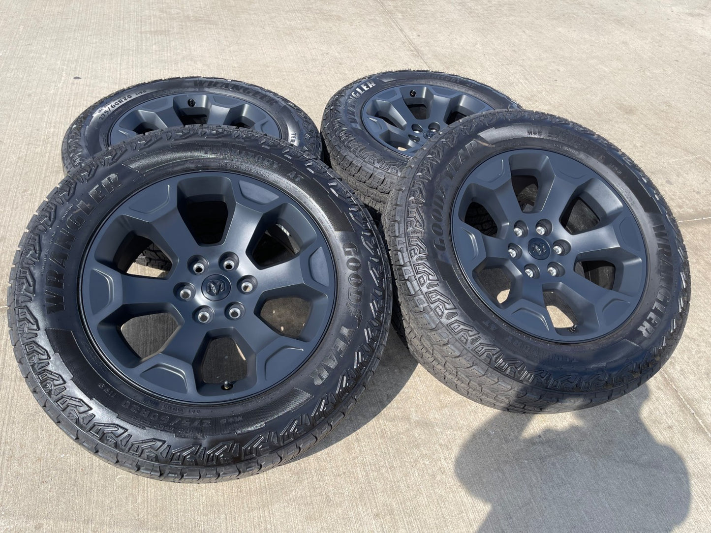 20" Dodge Ram 1500 OEM Laramie Black 2680 wheels rims 2025 2026 GOODYEAR NEW