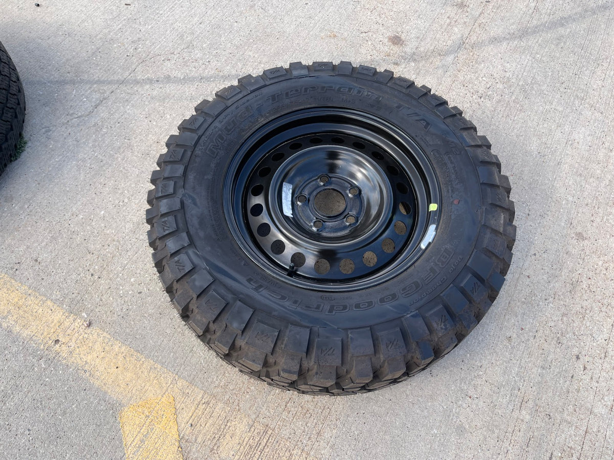 17" Jeep Wrangler Gladiator OEM wheel rim tire single spare BFG KM2 NEW