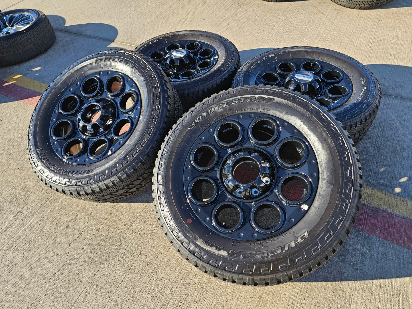 20" Ford F-250 F-350 OEM black Lariat 10299 10484 wheels rims 2024 2025 2026
