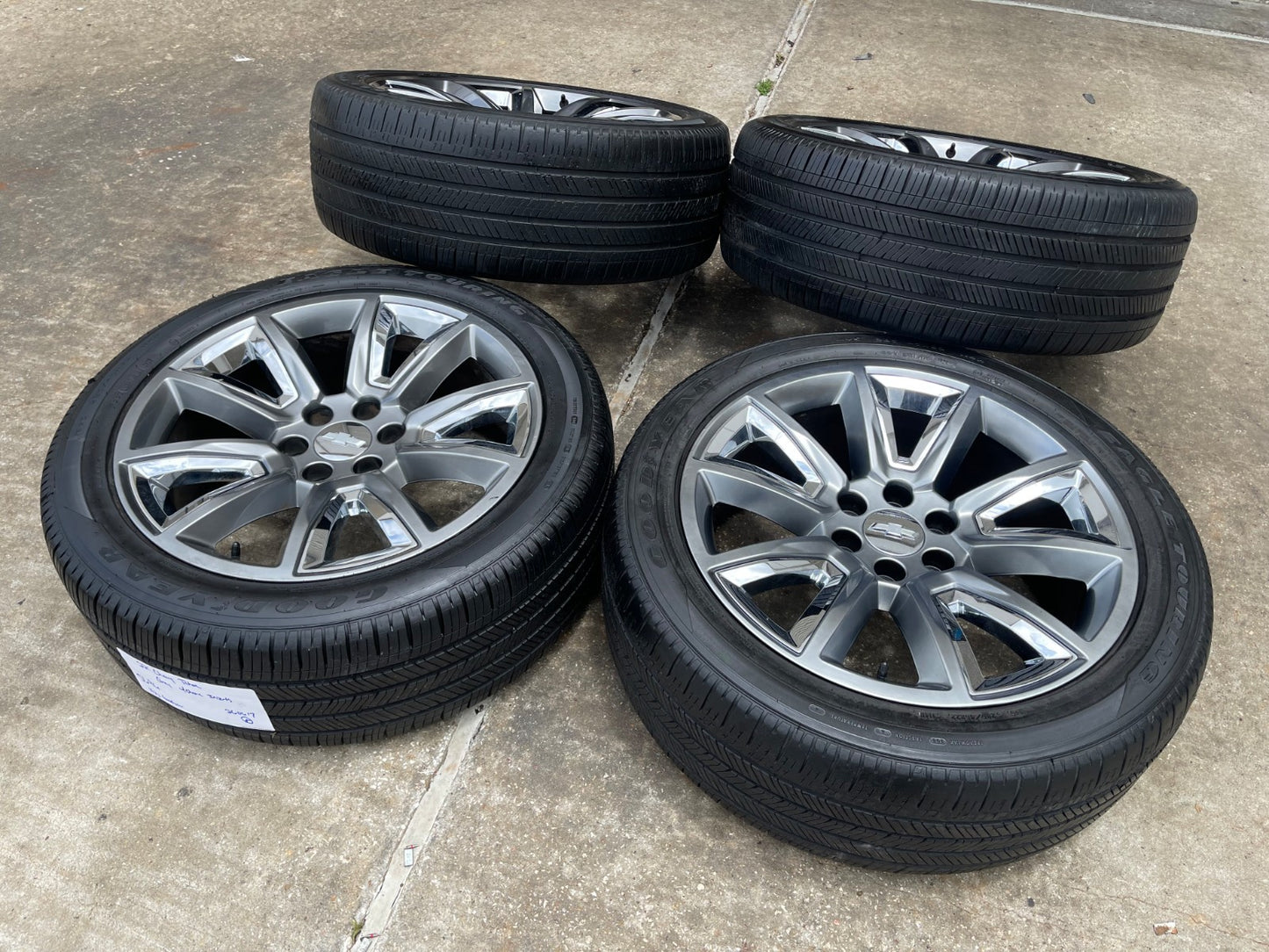 22" Chevy Silverado LTZ OEM 5696 wheels rims Tahoe Suburban