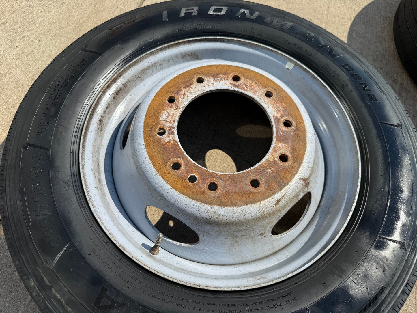 19.5" Ford F-450 Dually F-550 rim RAM 4500 OEM 10x225 spare