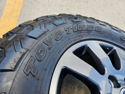 18" Toyota Land Cruiser OEM TRD wheels rims 95952 Tundra Sequoia TOYO R/T