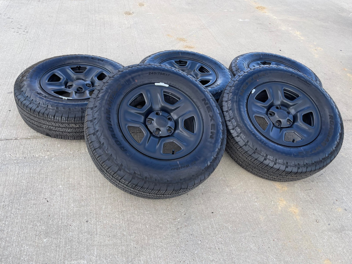 17" Jeep Wrangler Rubicon OEM wheels rims 9220 9240 Gladiator 2026 2027 SET NEW