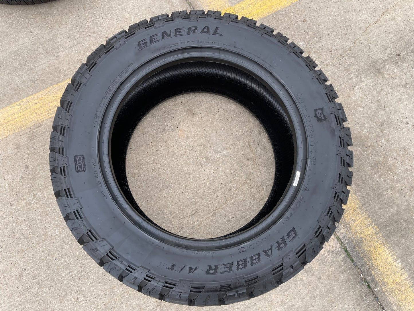 (1) 33x12.5x20 General Grabber A/TX tire 35x12.50R20 114S LT 10 PLY LRE M+S NEW
