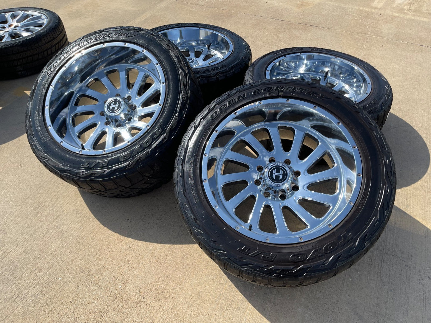 22x12 22" Hardcore HC15 Ford F-250 F-350 Chrome SET rims wheels 8x170 -44 35"