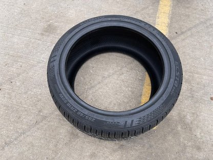 (1) 255/40/18 Kuhmo Ecsta PA51 tire 255/40r18 99W XL NEW