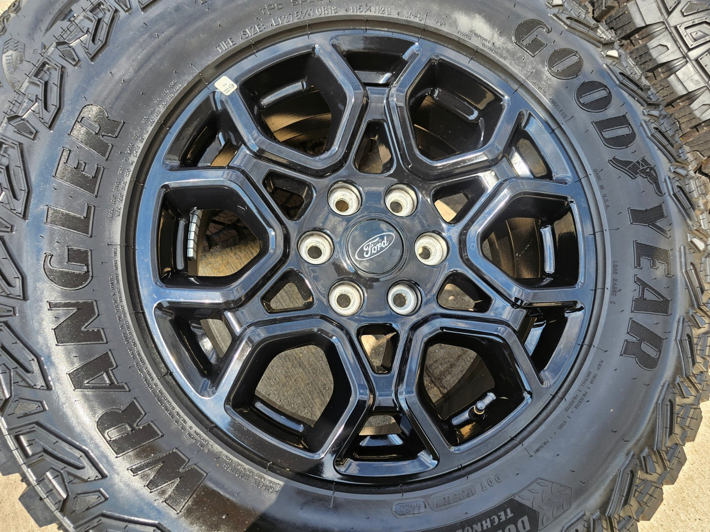 18" Ford F-150 OEM rims wheels 95049 10340 Expedition2025 2026 NEW GOODYEAR