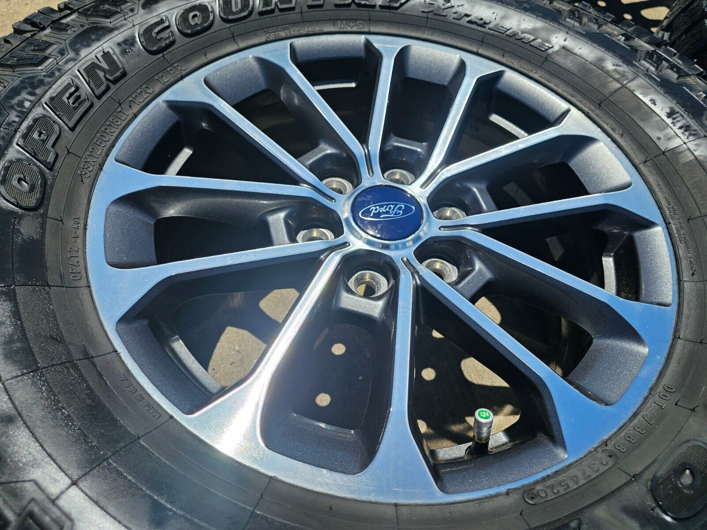18" Ford F-150 OEM rims wheel 10169 tires Expedition 33" Toyos 2016 2017 2018