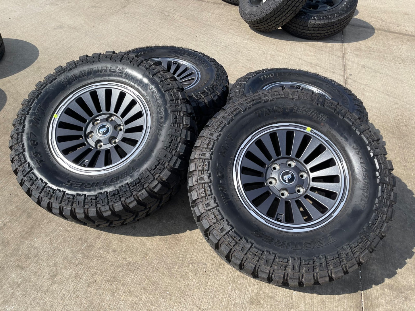 17" Ford Bronco HERITAGE Edition wheels rims 2024 2025 2026 tires 35"