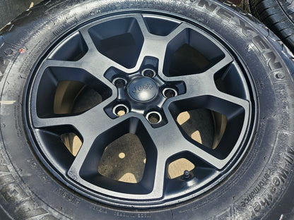 (1) 17" Jeep Wrangler Rubicon OEM 9218 wheel rim Gladiator tire NEXEN HTX2 NEW