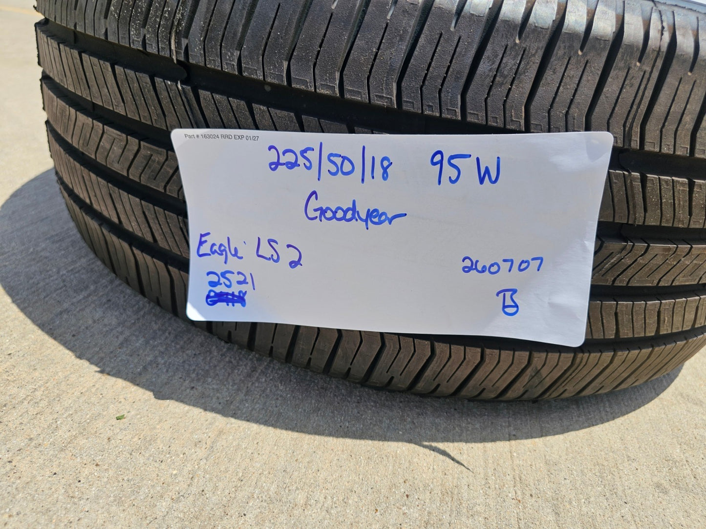 (1) 225/50/18 Goodyear Eagle LS-2 tire 225/50R18 95H SL NEW