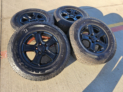 17" Jeep Wrangler Rubicon OEM Black wheels rims 9216 Gladiator NEW A/T