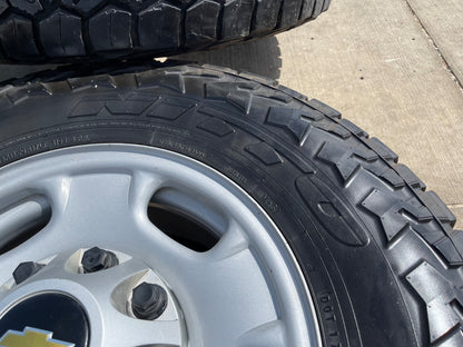 17" Chevy Silverado GMC Sierra 2500 OEM 8095 wheels rims SET tires NITRO 33"