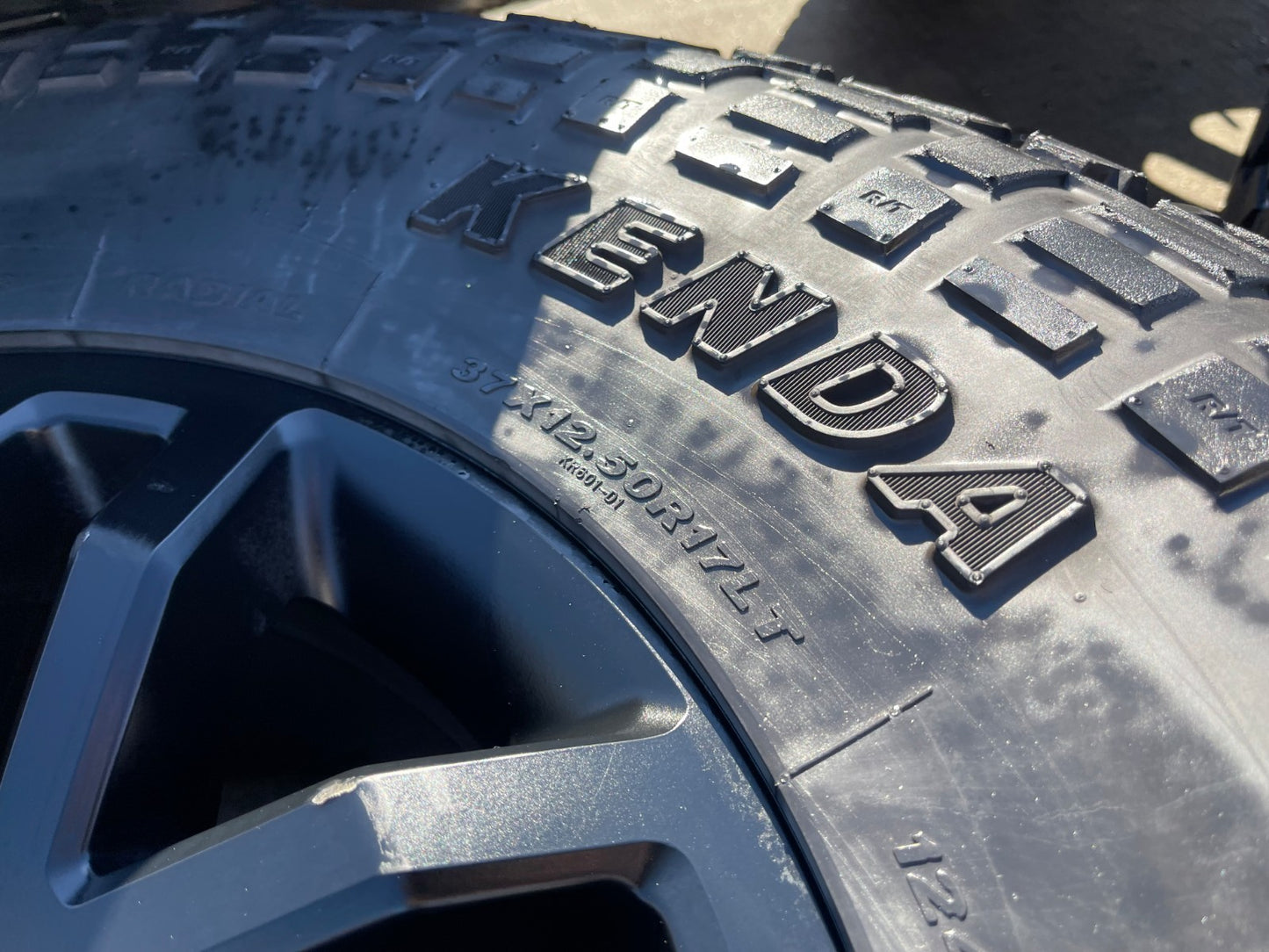 17" Ford F-150 Raptor OEM 10115 rims wheels tires KENDA R/T 37"