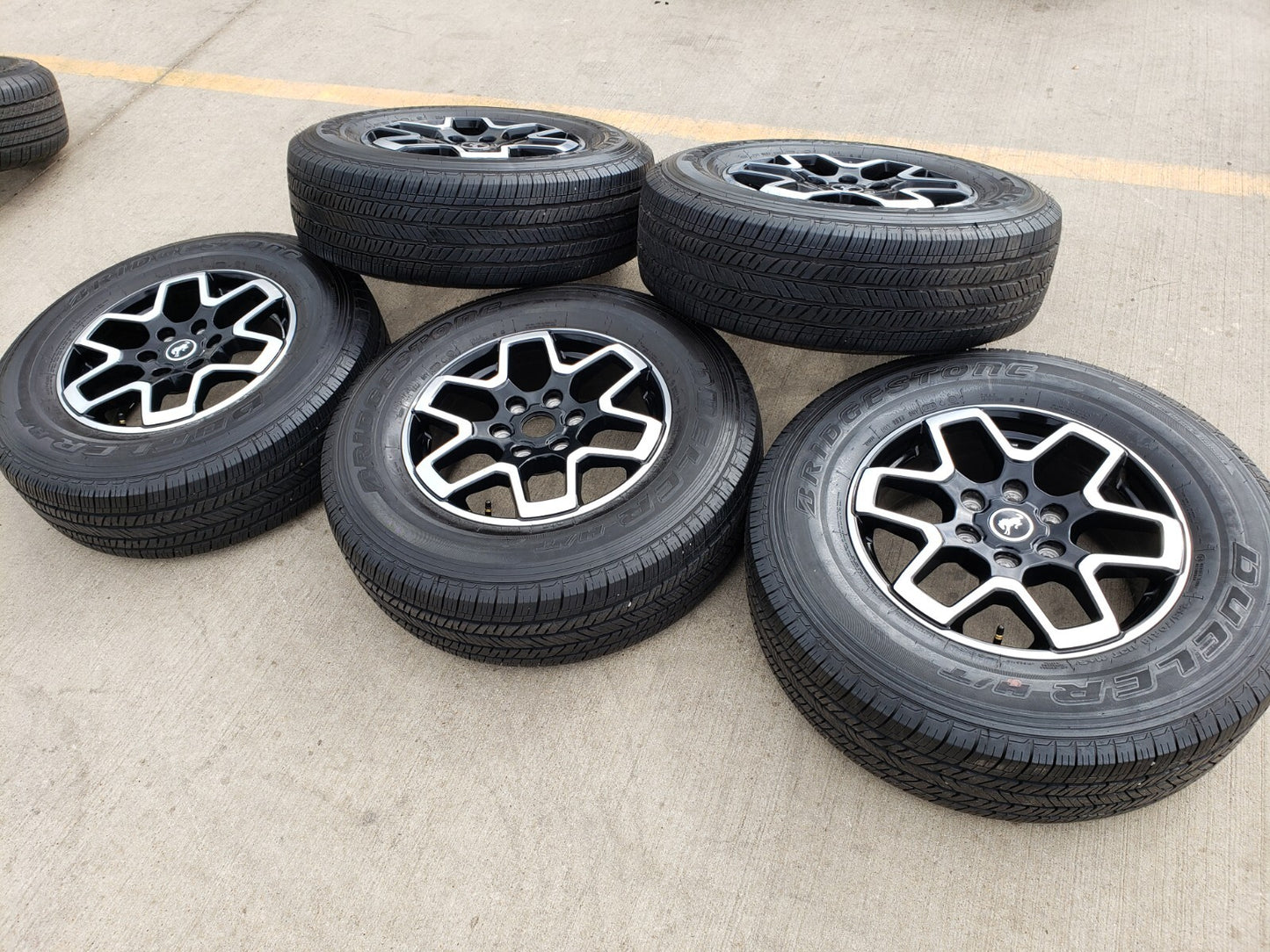 18" Ford Bronco wheels rims tires black 95213 Ranger tires BRIDGESTONE DUELER HT