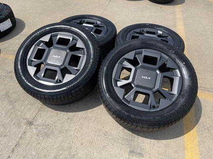 19" Kia Telluride Sorento OEM wheels rims 95983 tires Carnival BRIDGESTONE SET