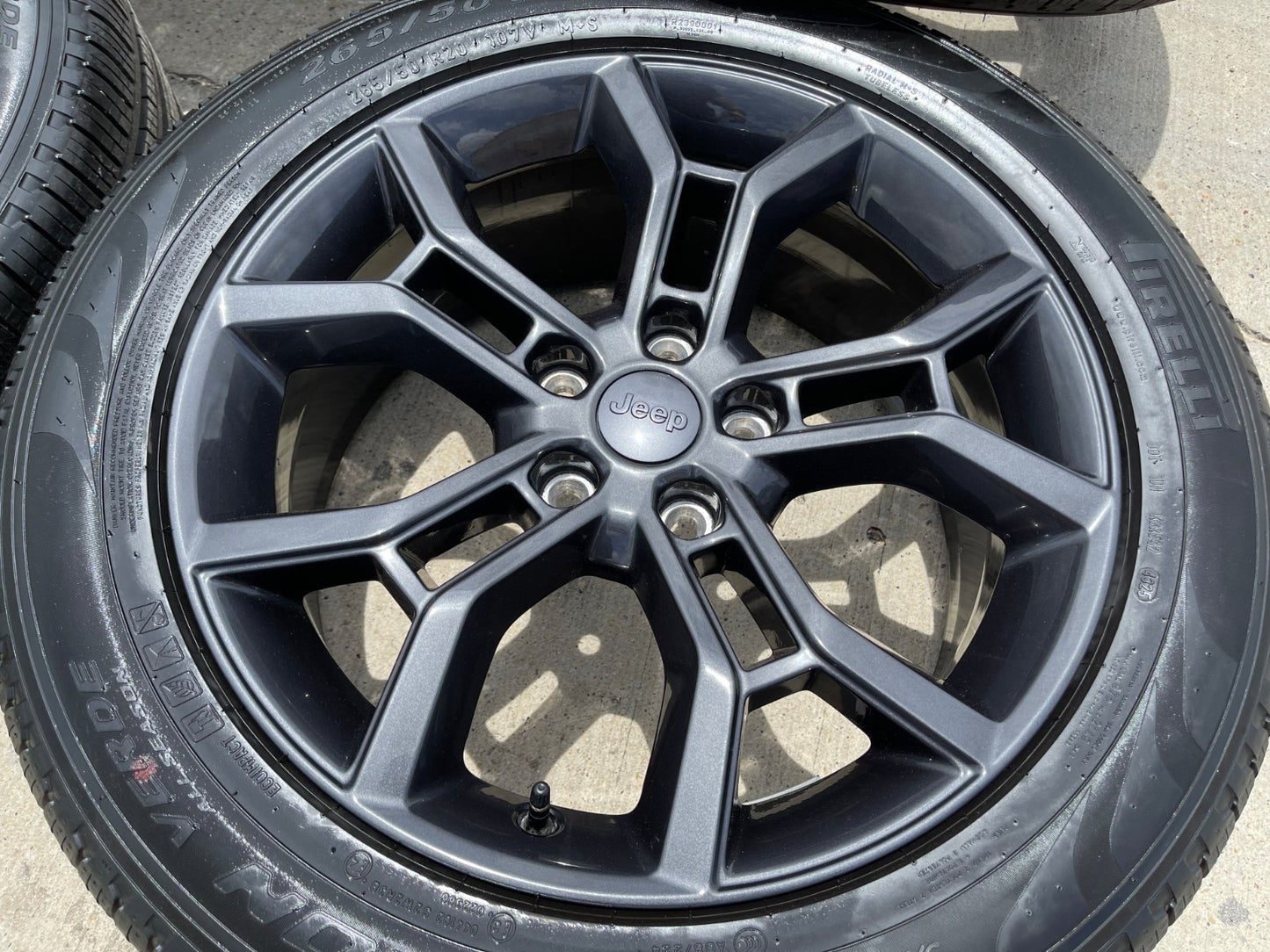 20" Jeep Grand Cherokee L OEM 9322 wheels rims Dodge Durango SET 2025 2026 2027
