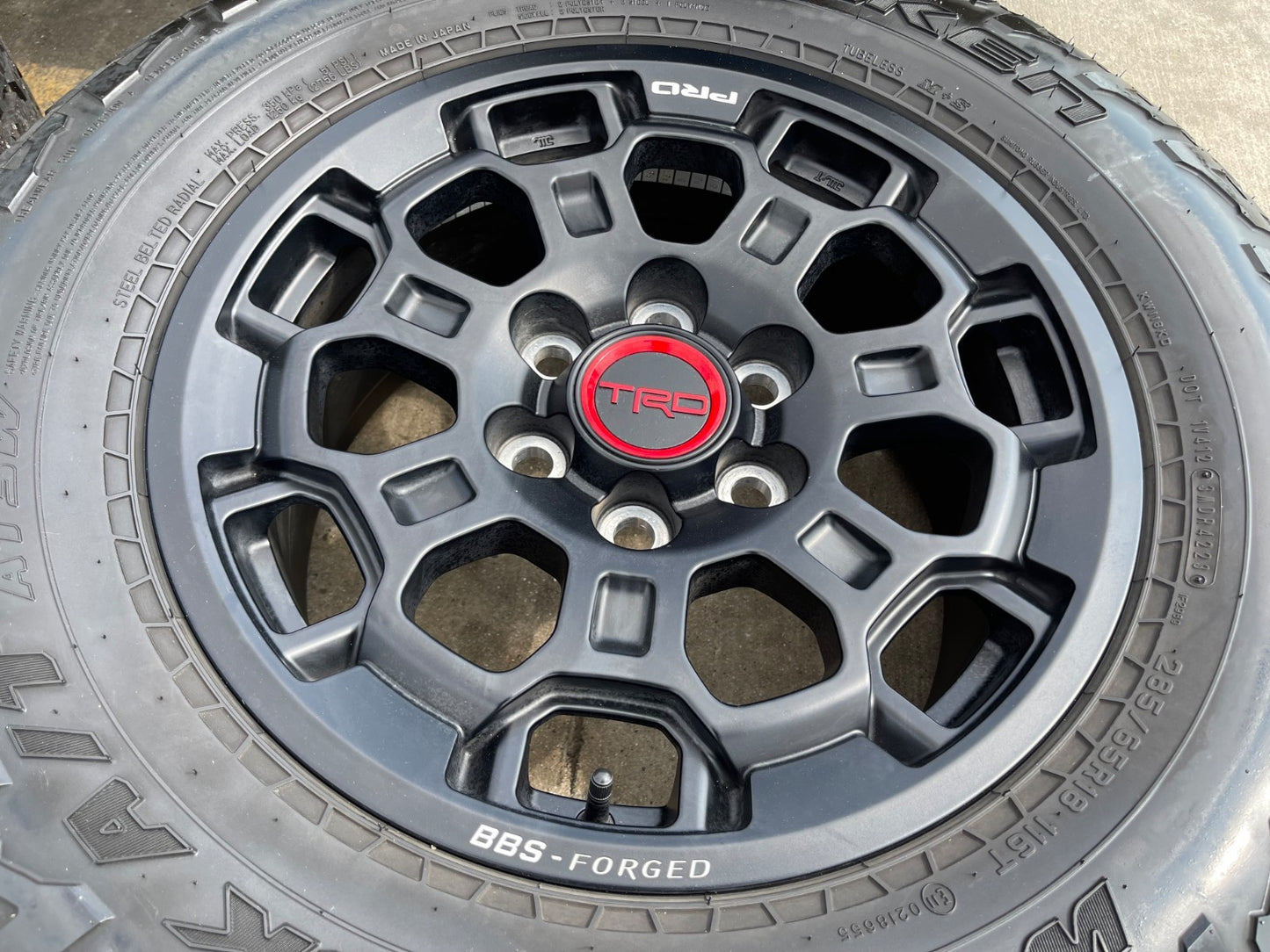 18" Toyota Tundra TRD BBS FORGED OEM black 95458 wheels rims Sequoia FALKEN A/T3