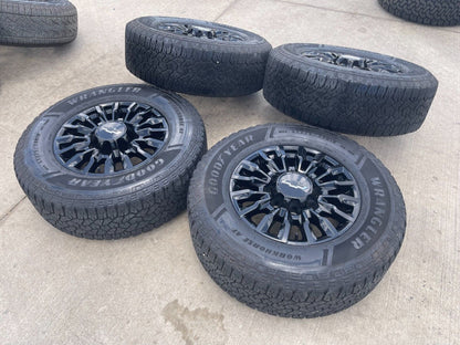18" Chevy Silverado ALASKAN AT4X 2500 3500 black OEM 14031 wheels rims 2023 2024