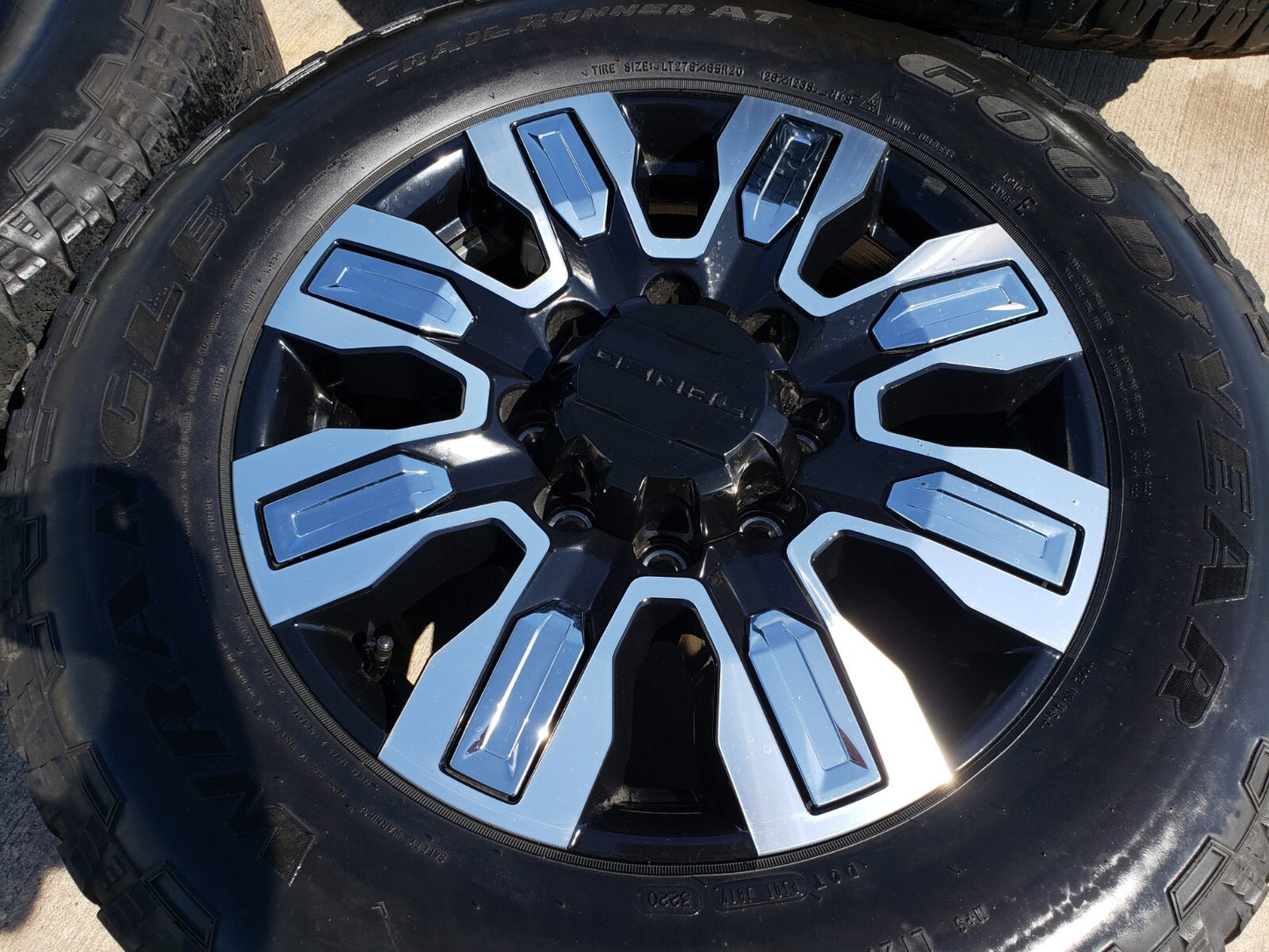 20" GMC Sierra DENALI ULTIMATE 2500 3500 OEM wheels rims 5958 14138 Chevy