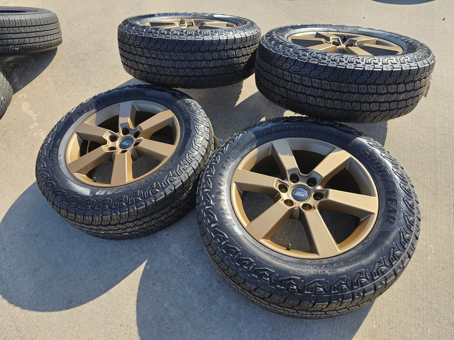 20" Ford F-150 Expedition OEM rims wheels BRONZE 10005 tires NEW