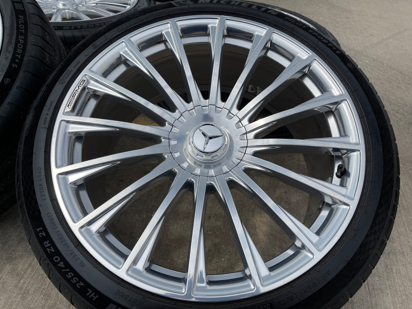 21" Mercedes S63 S550 S600 MAYBACH AMG OEM wheels rims MICHELIN 2024 2025 2026