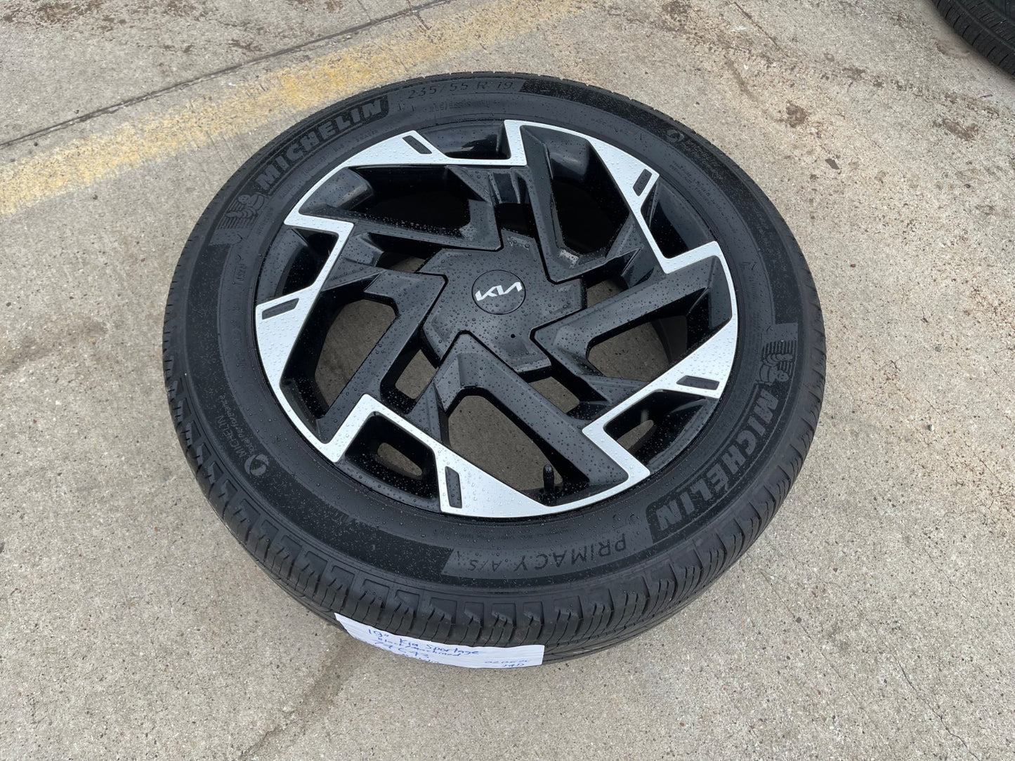 (1) 19" Kia Sportage Sorento Carnival OEM 74643 wheel rim spare 2024 2025 2026