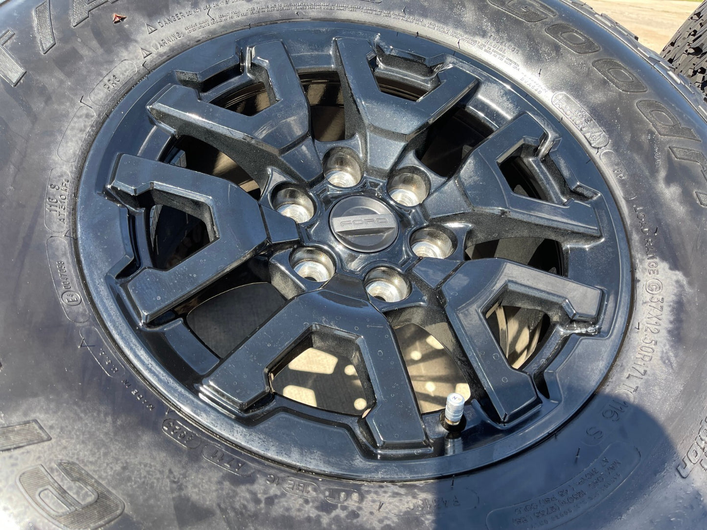 17" Ford F-150 Raptor Bronco OEM rims wheels BFG 10461 tires 2023 2024 2025 NEW