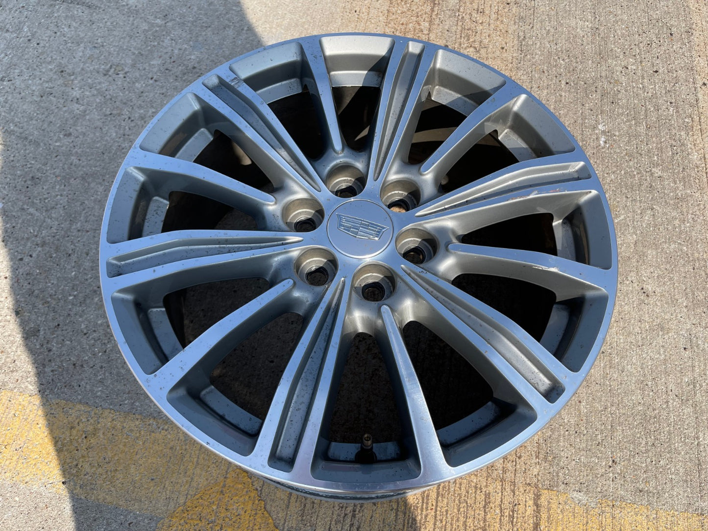 18" Cadillac XT6 XT5 SRX OEM wheel rim spare Blazer Acadia 4799 4798