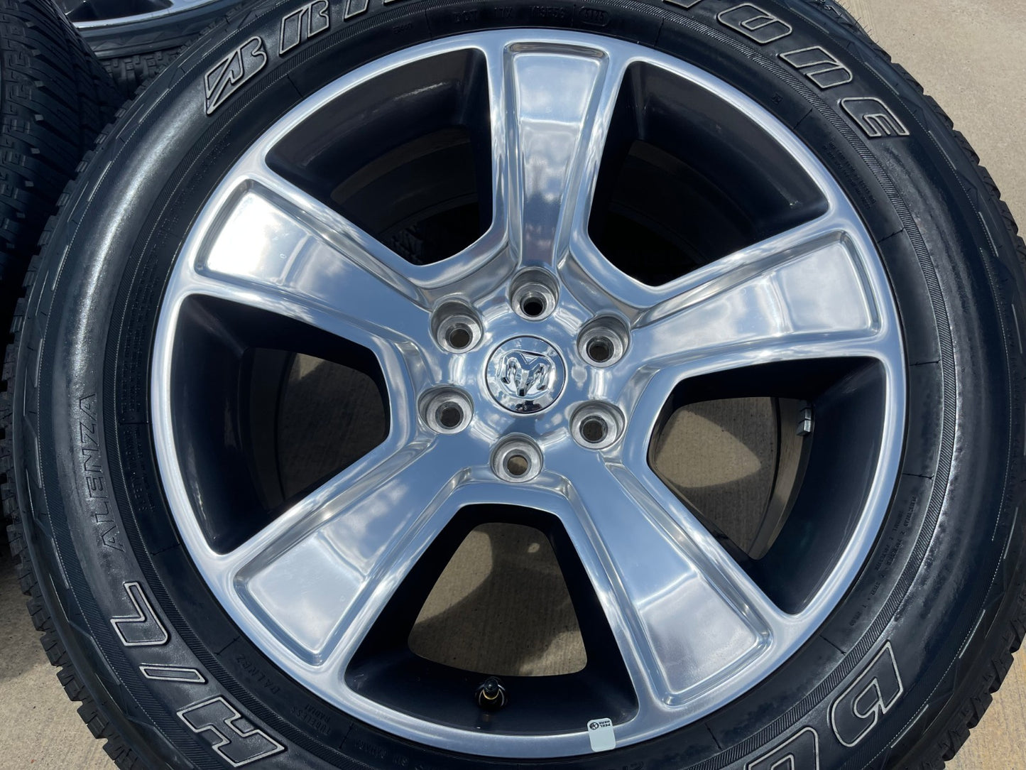 20" Dodge Ram 1500 OEM LIMITED 2676 2723 wheels rims 2025 2026 BRIDGESTONE SET