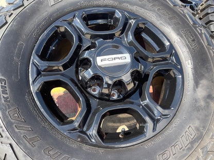 18" Ford F-250 F-350 Lariat FX-4 OEM black 10479 wheels rims BFG KM3 M/T 34"