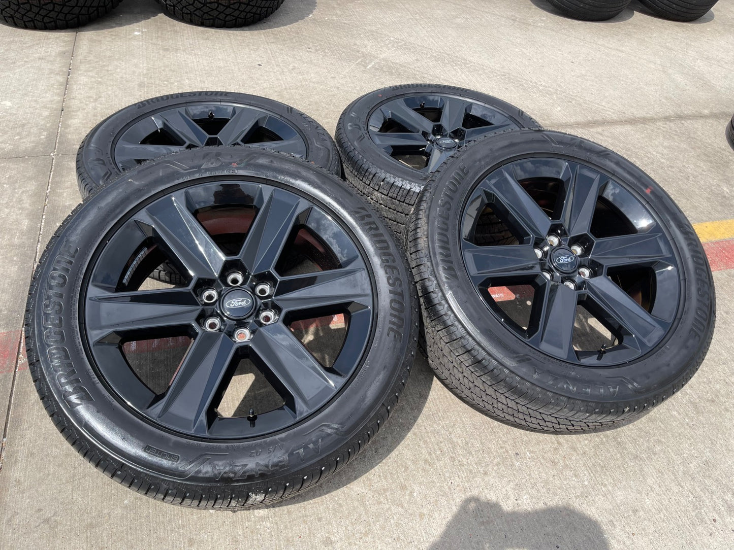 22" Ford F-150 LOBO LARIAT OEM black rims wheels tires Expedition 2026 2027 NEW
