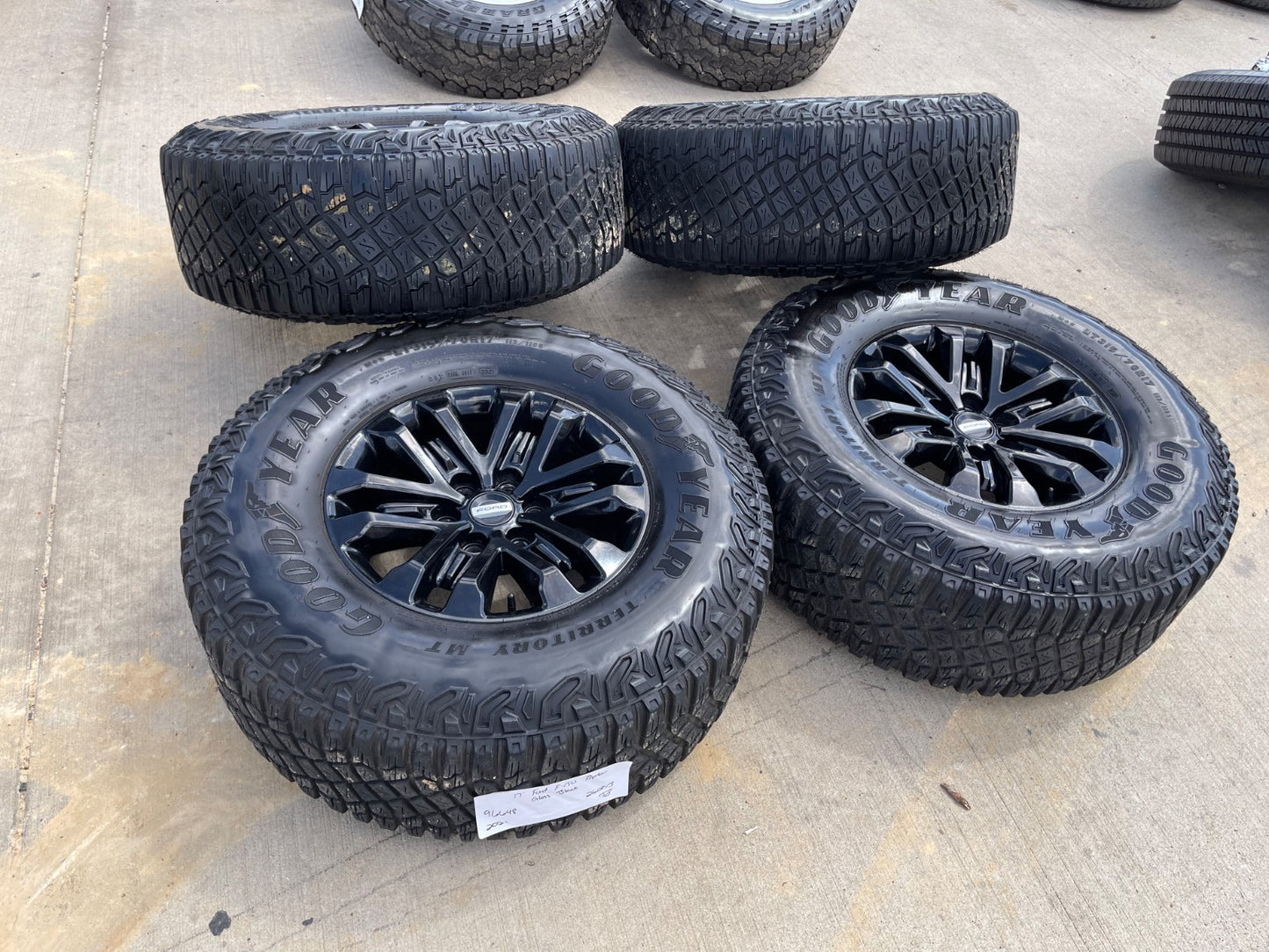 17" Ford F-150 Raptor OEM 96648 rims wheels tires SET GOODYEAR 35"