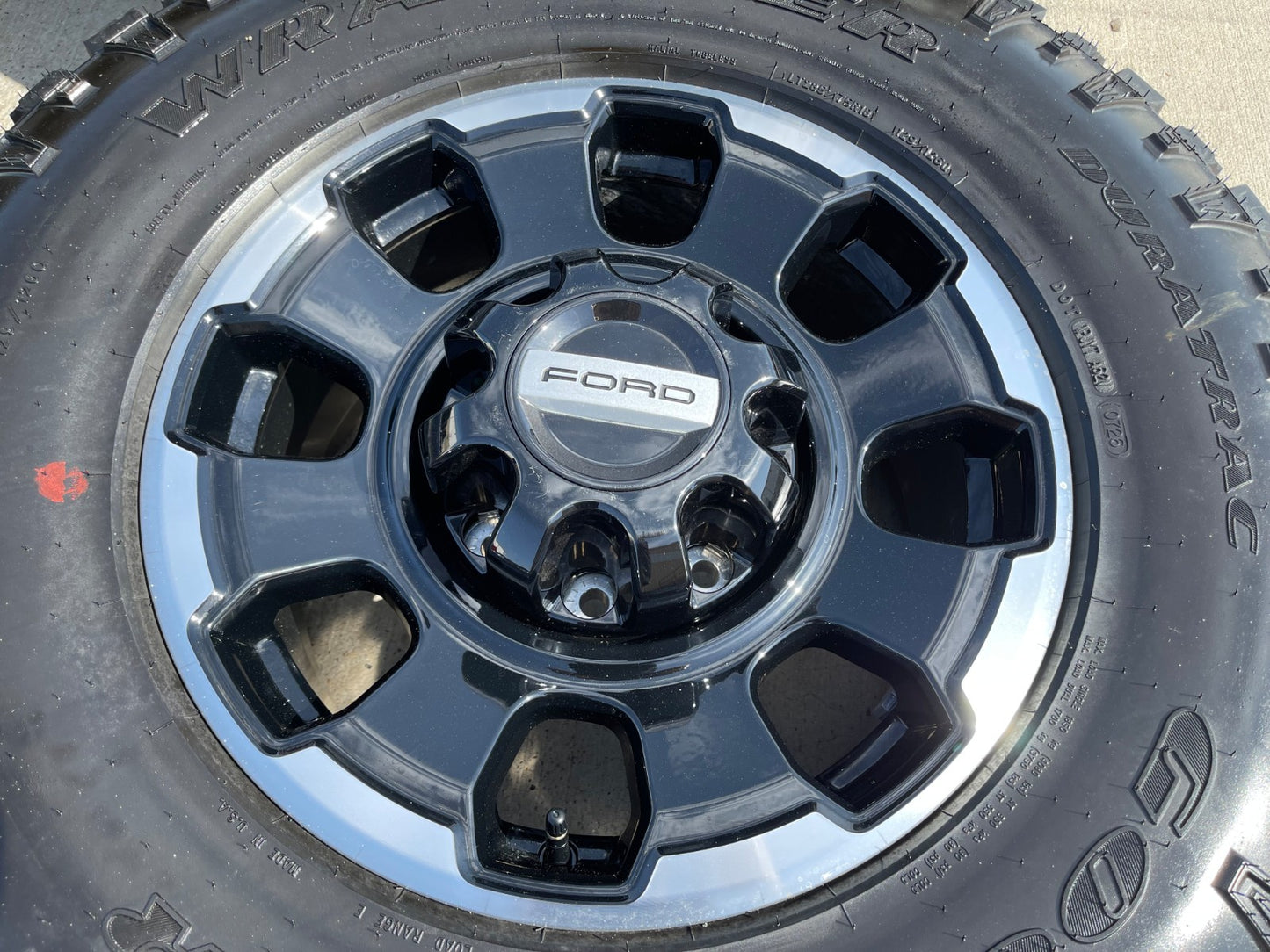 18" Ford F-250 F-350 OEM TREMOR rims wheels 10482 tires DURATRAC R/T 35" NEW