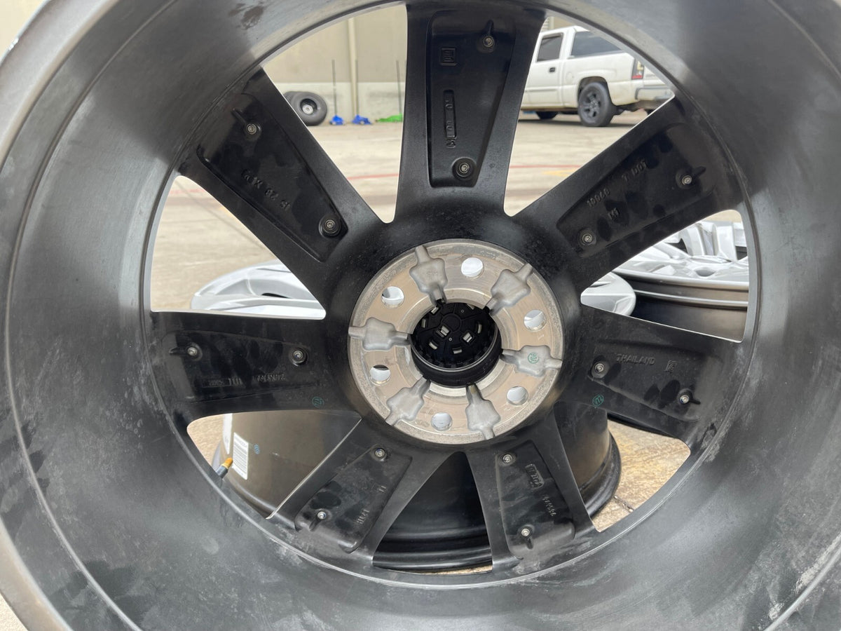 (1) 24" Cadillac Escalade V Platinum OEM wheel rim spare 2024 2025 2026 2027 NEW