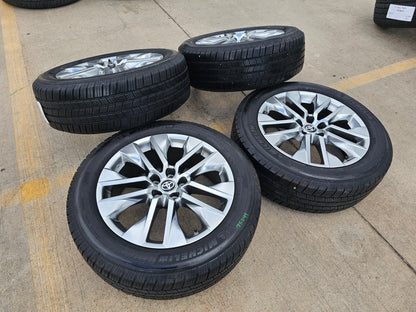 19" Toyota Rav4 Premium OEM 75244 wheels rims Highlander MICHELIN