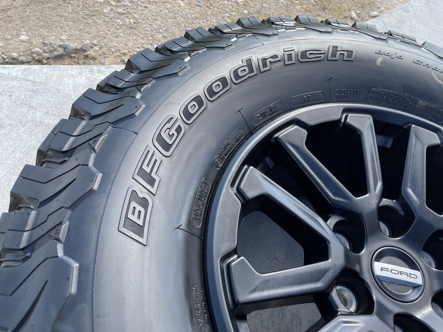 (1) 17" Ford F-150 Raptor OEM 10611 rim wheel Bronco 2026 2027 BFG 35" NEW