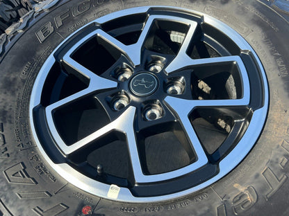 17" Jeep Wrangler Rubicon OEM wheels rims Gladiator tires BFG 33" NEW
