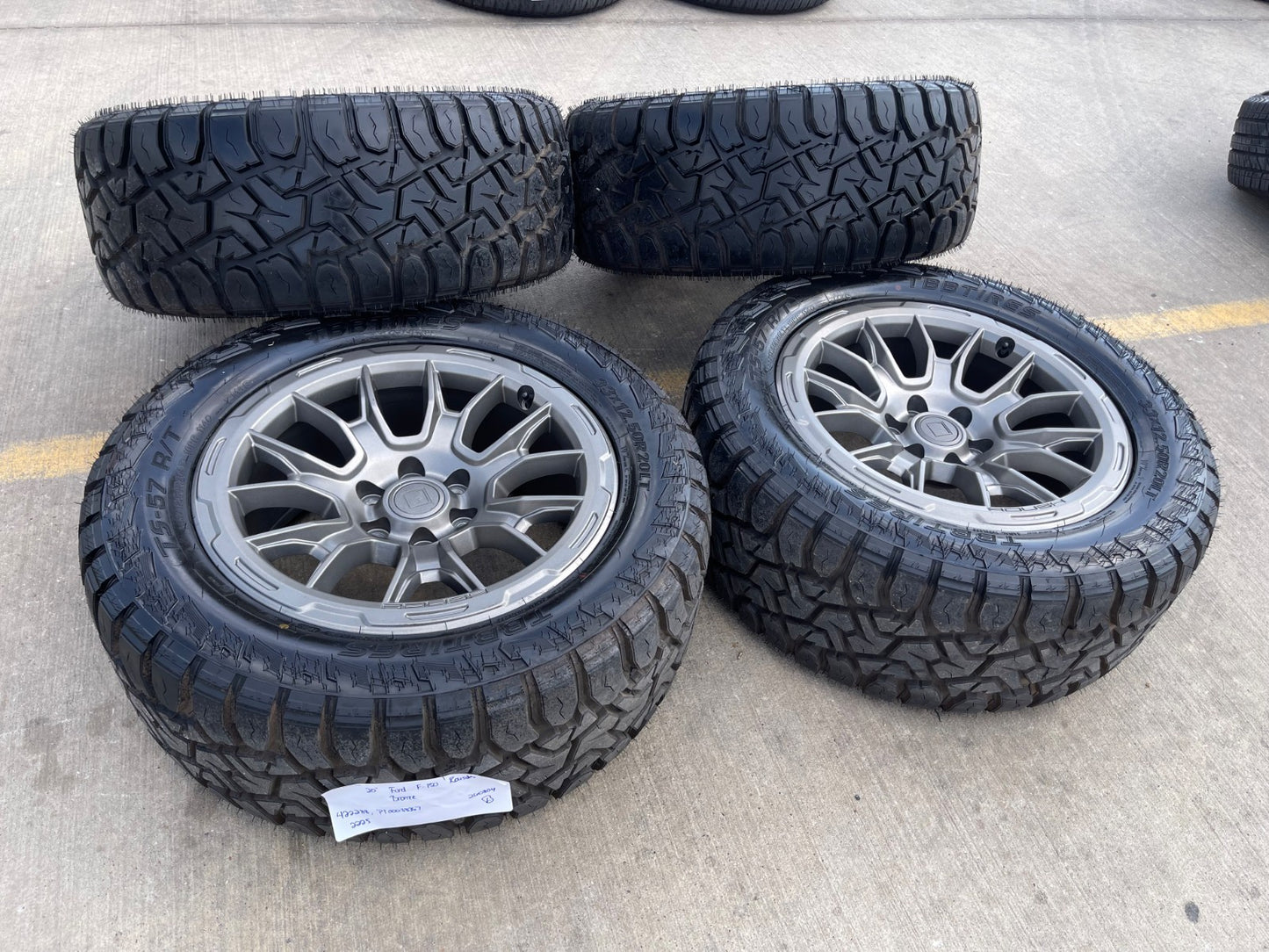 20" 20x9 Ford F-150 ROUSH OEM rims wheels tires Expedition SET 33" NEW