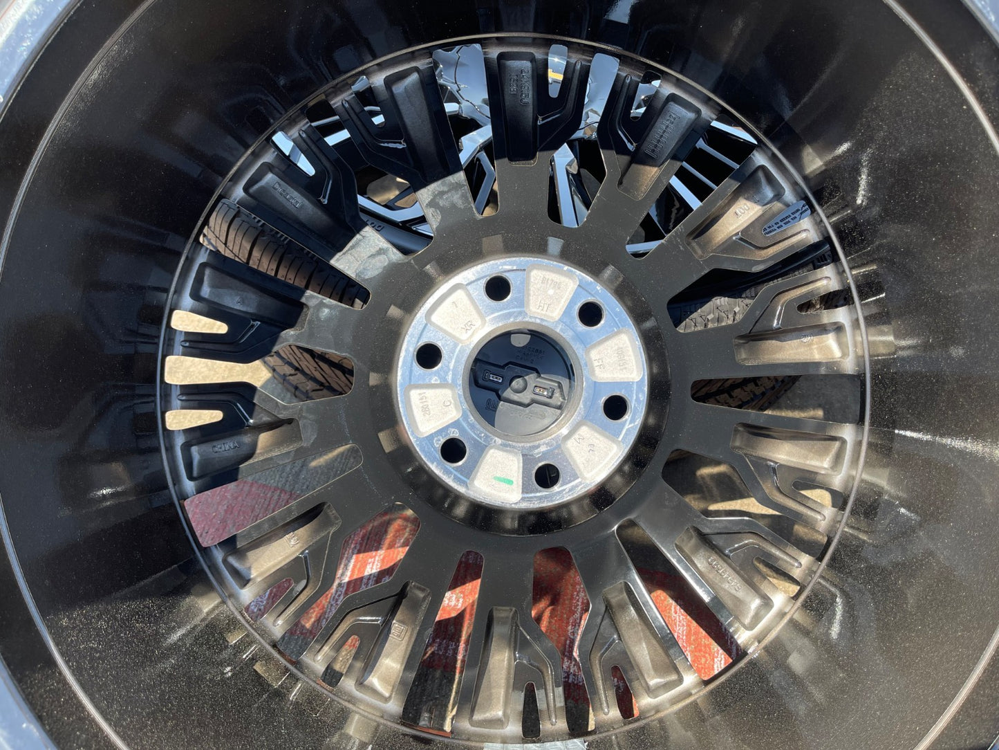 24" Chevy Tahoe Suburban Silverado OEM High Country wheels rims 2026 2027 NEW