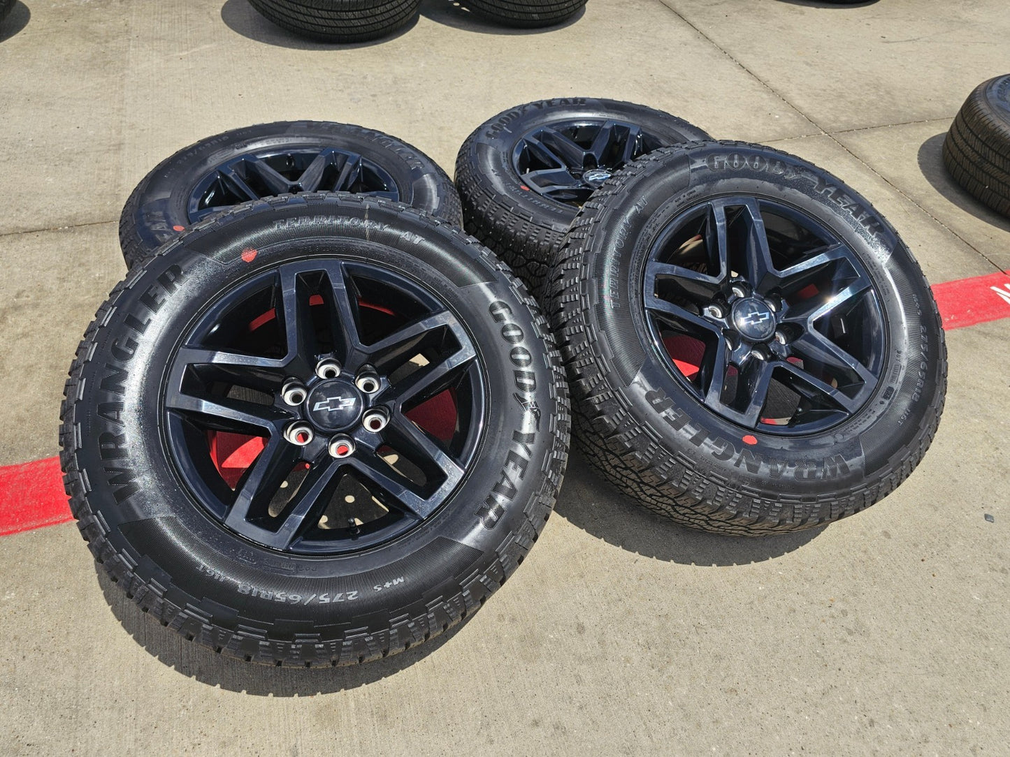 18" Chevy Silverado ZR2 Tahoe TRAIL BOSS GMC OEM 5911 wheels rims GOODYEAR NEW